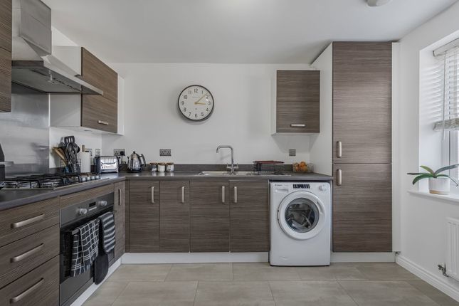 25, Fotescue Road, Cheltenham photo 2