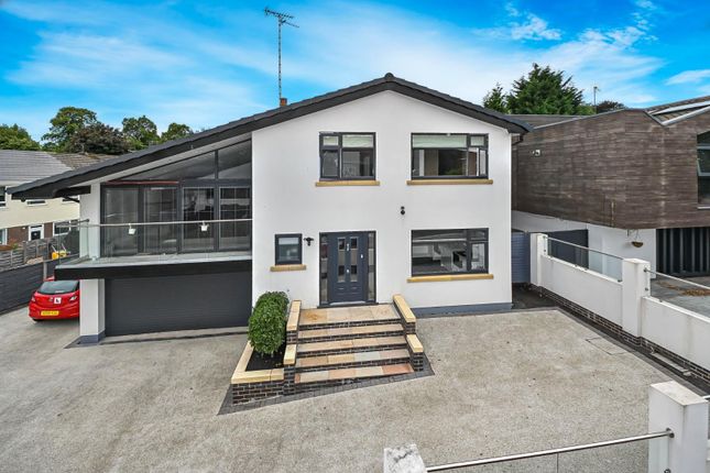 1 Woodstock Drive External (2).Jpg