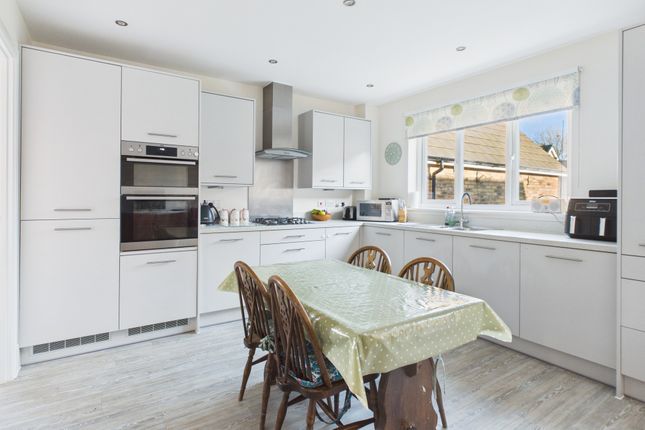 25 Nicholas Way, Cambridge photo 4