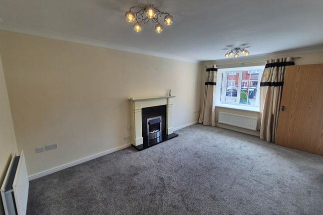 Fieldfare Close, Nottingham photo 3