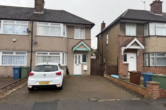 3Â Bedroom Semi Detached For Rent