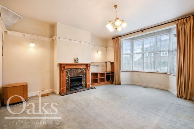 End terrace house for sale in Penistone Road, London