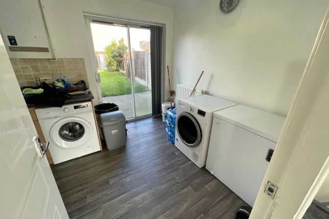 9, Cranwell Grove, Birmingham photo 5