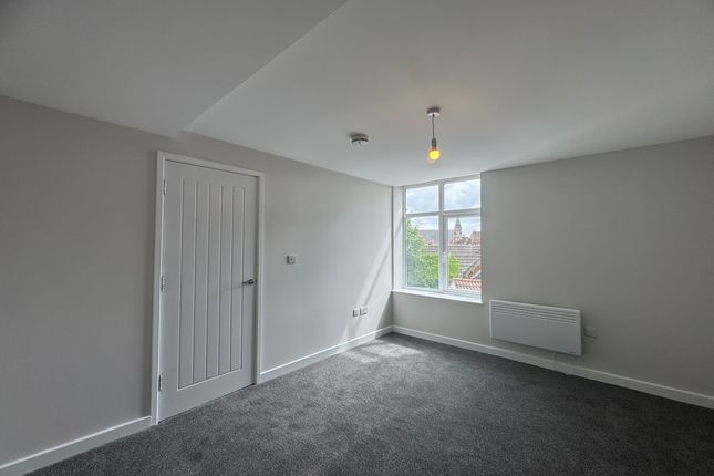 Flat 2, Dudley photo 4
