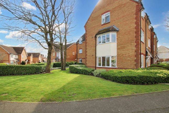 Flat for sale in Forest Glade, Langdon Hills