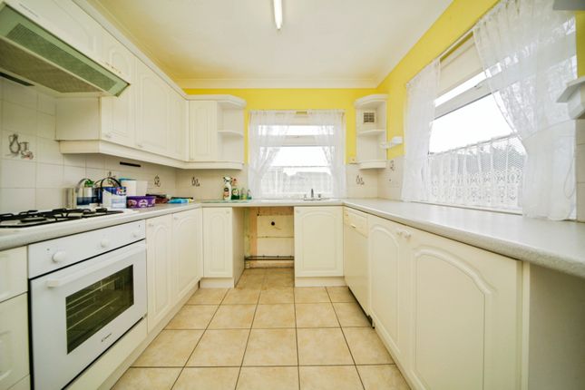 2, Mitford Close, Suffolk photo 2