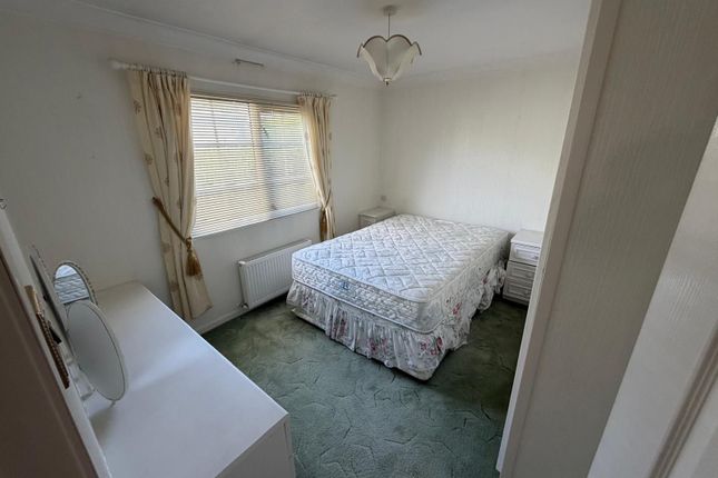 12, Sovereign Park, Holyhead Rd, Wolverhampton photo 4