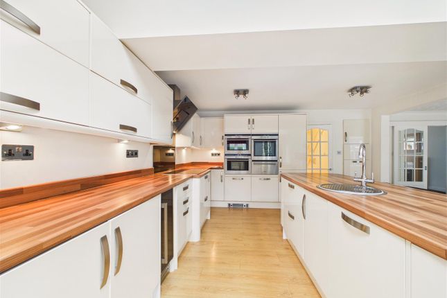 19, Wintringham, Elloughton photo 3