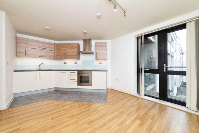 Flat 40, Vellum Court, 2, Hillyfield, London photo 3