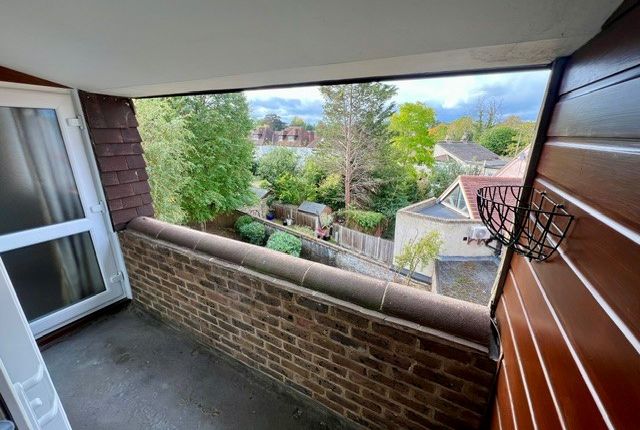 Limes Road, Beckenham photo 4