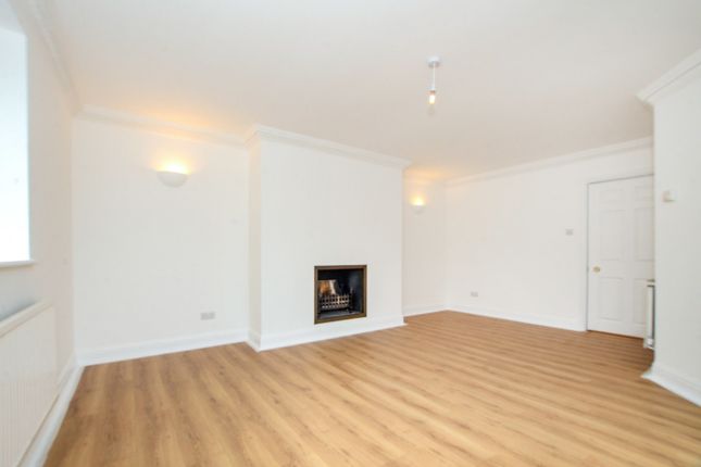 Marsh Lane, Stanmore photo 3