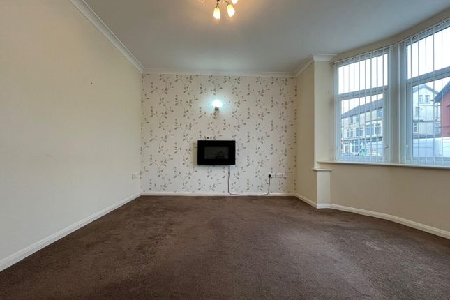 Flat 3, 13-15, Northumberland Avenue, Blackpool photo 3