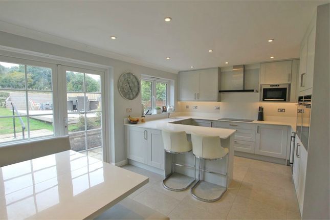 28, Gorselands, SEDLESCOMBE photo 2