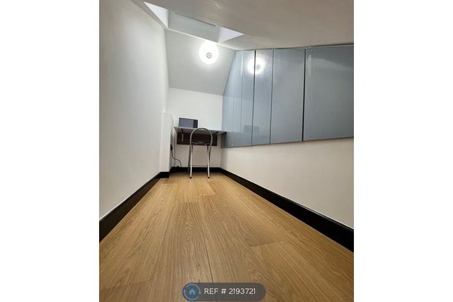 The Crescent, Harrow photo 5