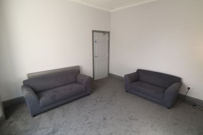 6, Trafalgar Road, Salford photo 2