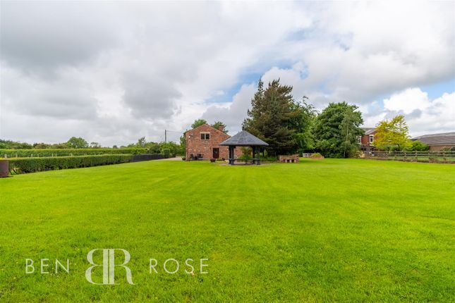 Thumbnail Detached house for sale in Ulnes Walton Lane, Leyland