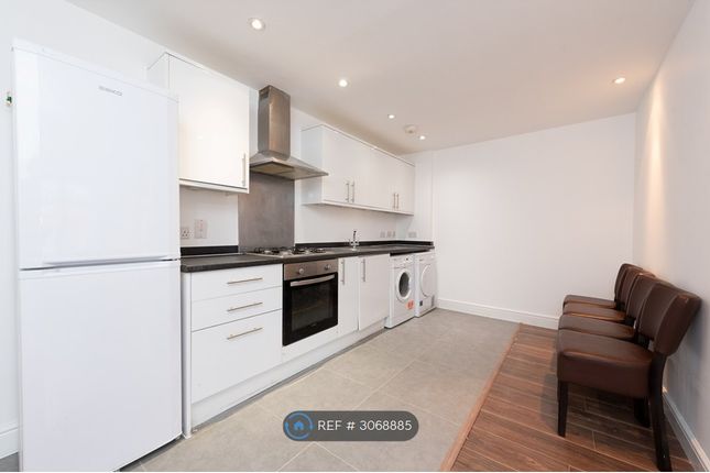 Flat, Hoxton Street, London photo 4
