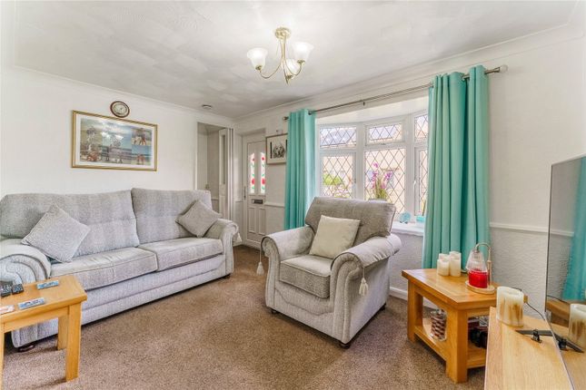 24, Sunny Bank, Pontefract photo 3