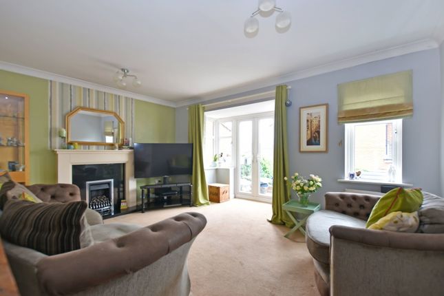 44, Telford Close, Castleford photo 4