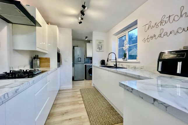 59, Coed Celynen Drive, Newport photo 5