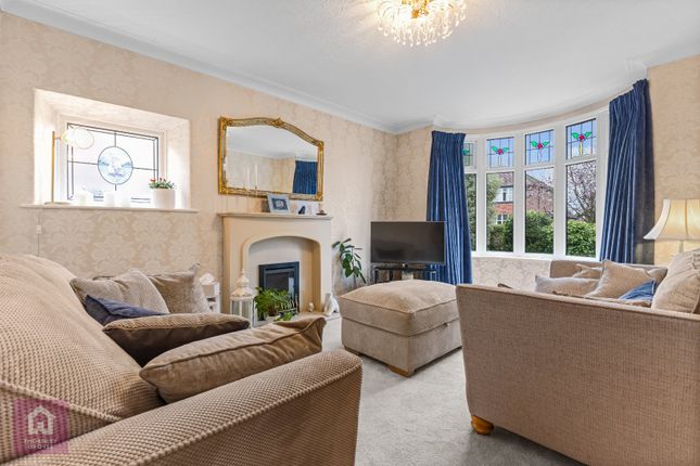 6, St. Georges Avenue, Altrincham photo 3