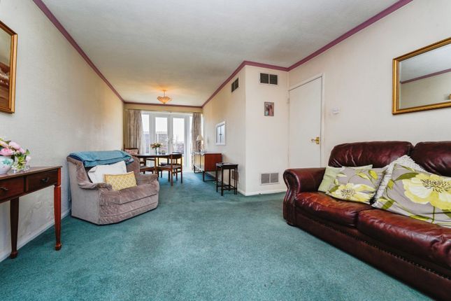 76, Curlew Road, Gloucester photo 3
