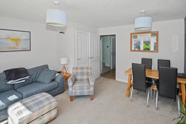 14, Elderton Way, Northampton photo 2