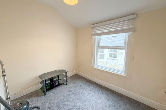 Flat 6, 26 Christian Road photo 5
