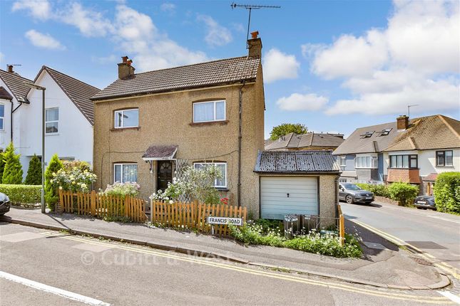 46, Francis Road, Caterham photo 2