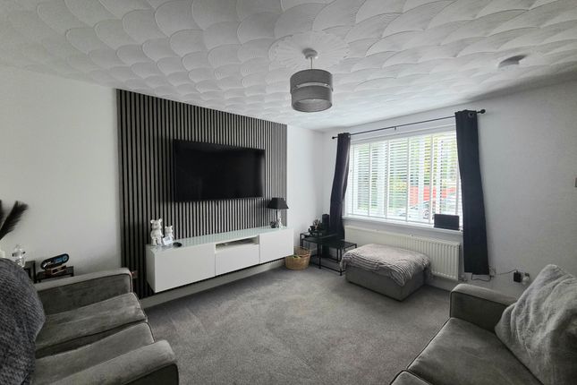 26 Maes Y Fedwen, Bridgend photo 2