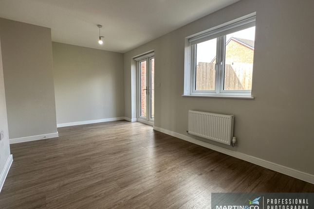 9, Dol Isaf, Cardiff, Wales photo 2