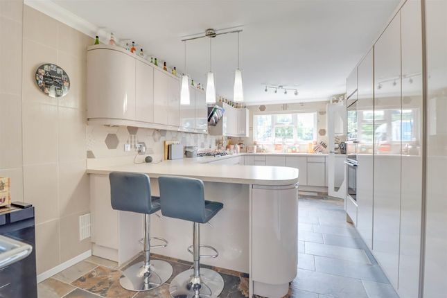 292, London Road, Wickford photo 4