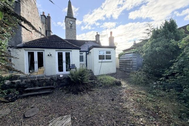 5 Kirk Brae, Glenrothes photo 2
