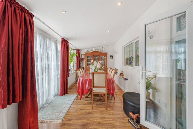 781, St. Albans Road, Hertfordshire photo 3