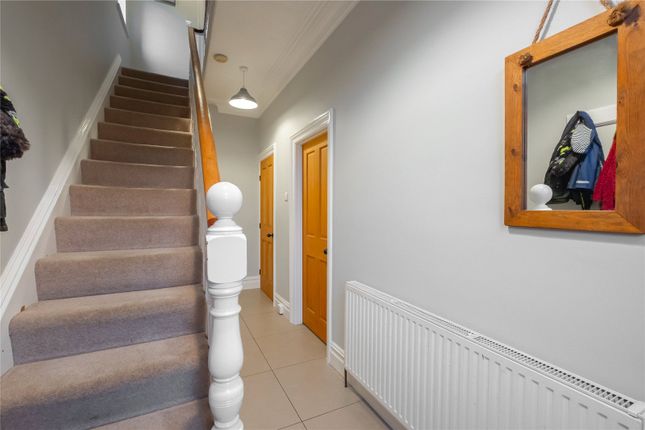 2, Dartmouth Street, Huddersfield photo 2