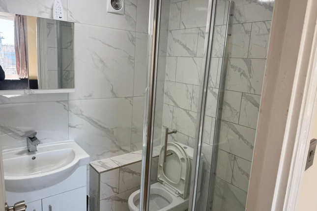 40, Hall Place, London photo 3