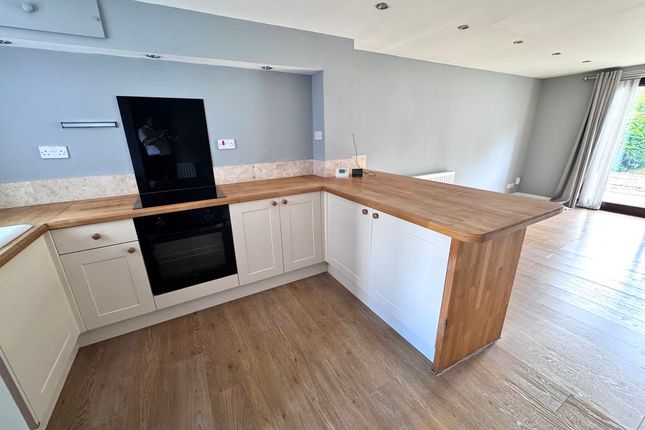 32, Ashleigh Drive, Nuneaton photo 4