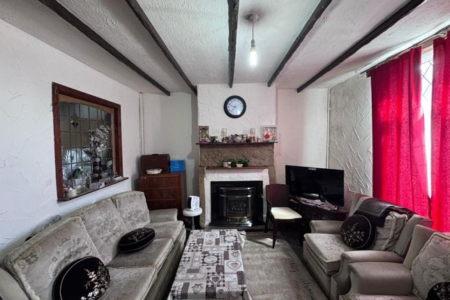 15 Limbrick, Blackburn photo 3
