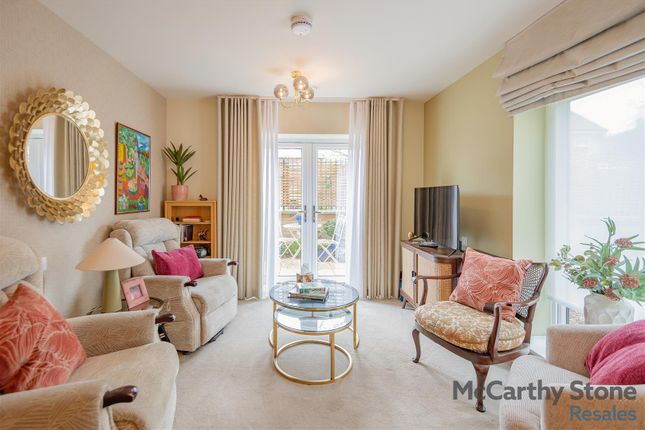 9 Norton Place, Icknield Way, Baldock photo 2
