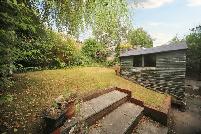 23 Moor Avenue, Wigan photo 4