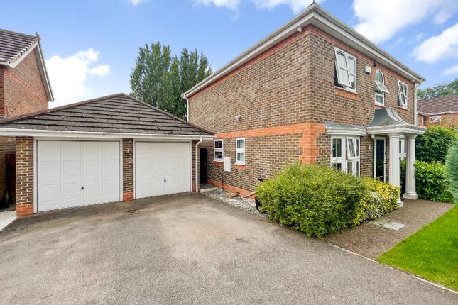Thumbnail Detached house to rent in Conygree Close, Lower Earley, Reading, Berkshire