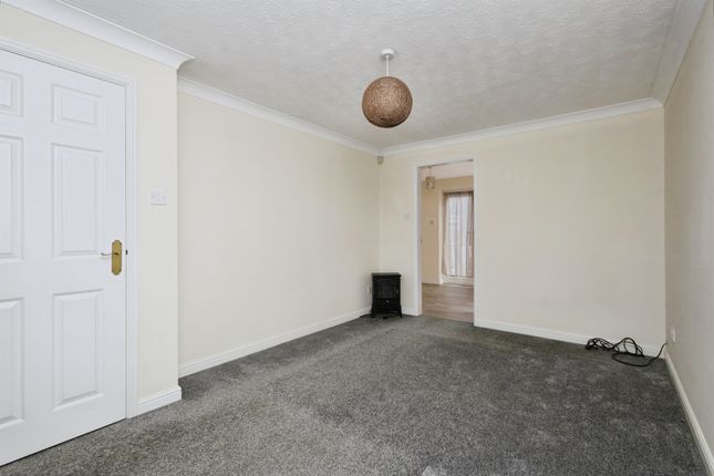24, Melrose Close, Hailsham photo 3