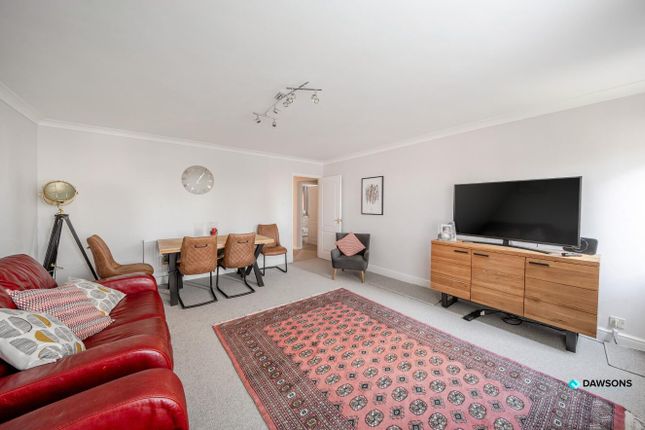 24, Roman Court, Swansea photo 4