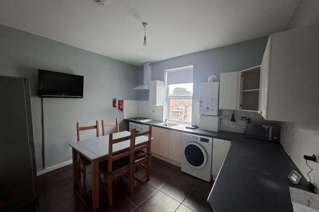 137, Park View, Whitley Bay photo 2