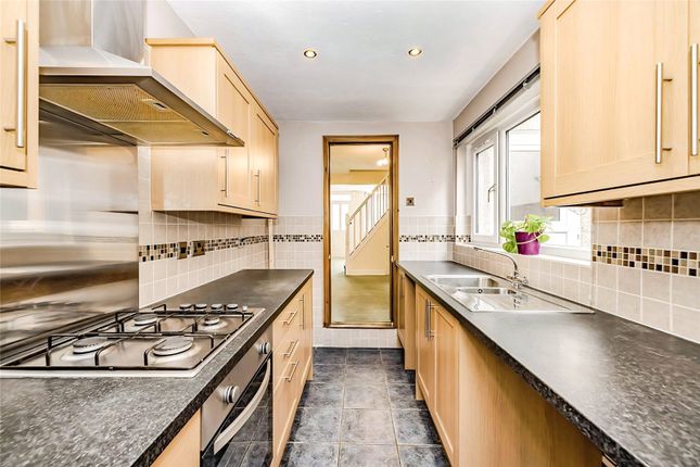 18, Leavesden Road, Hertfordshire photo 4