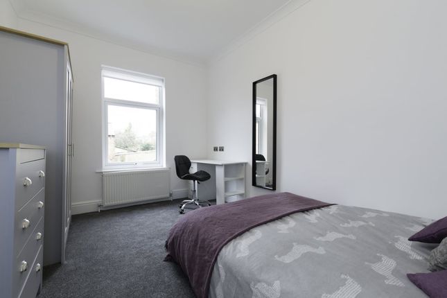 18 Howe Street, Derby photo 4