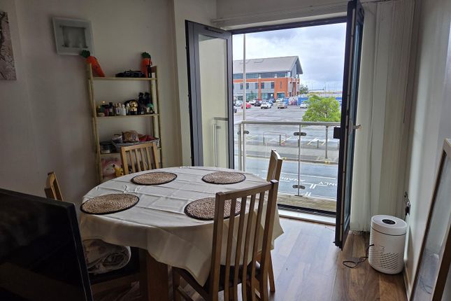10, South Quay, Kings Road, Swansea photo 4