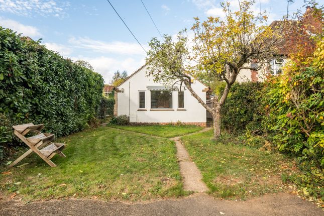 2-bed bungalow on Kidmore Lane, Oxfordshire, £490,000