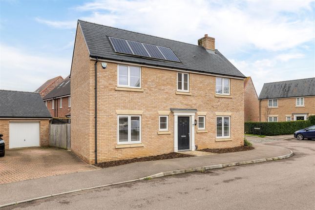 Detached house for sale in Hawthorn Croft, Stotfold