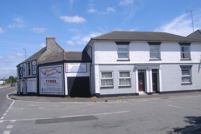 28, Station Road North, Southampton photo 2